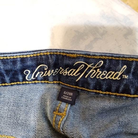 Universal Thread Boot cut skinny jeans - Picture 4 of 6
